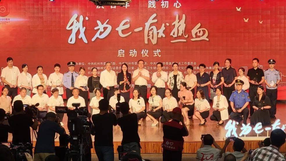 同时完成两台神经介入手术
